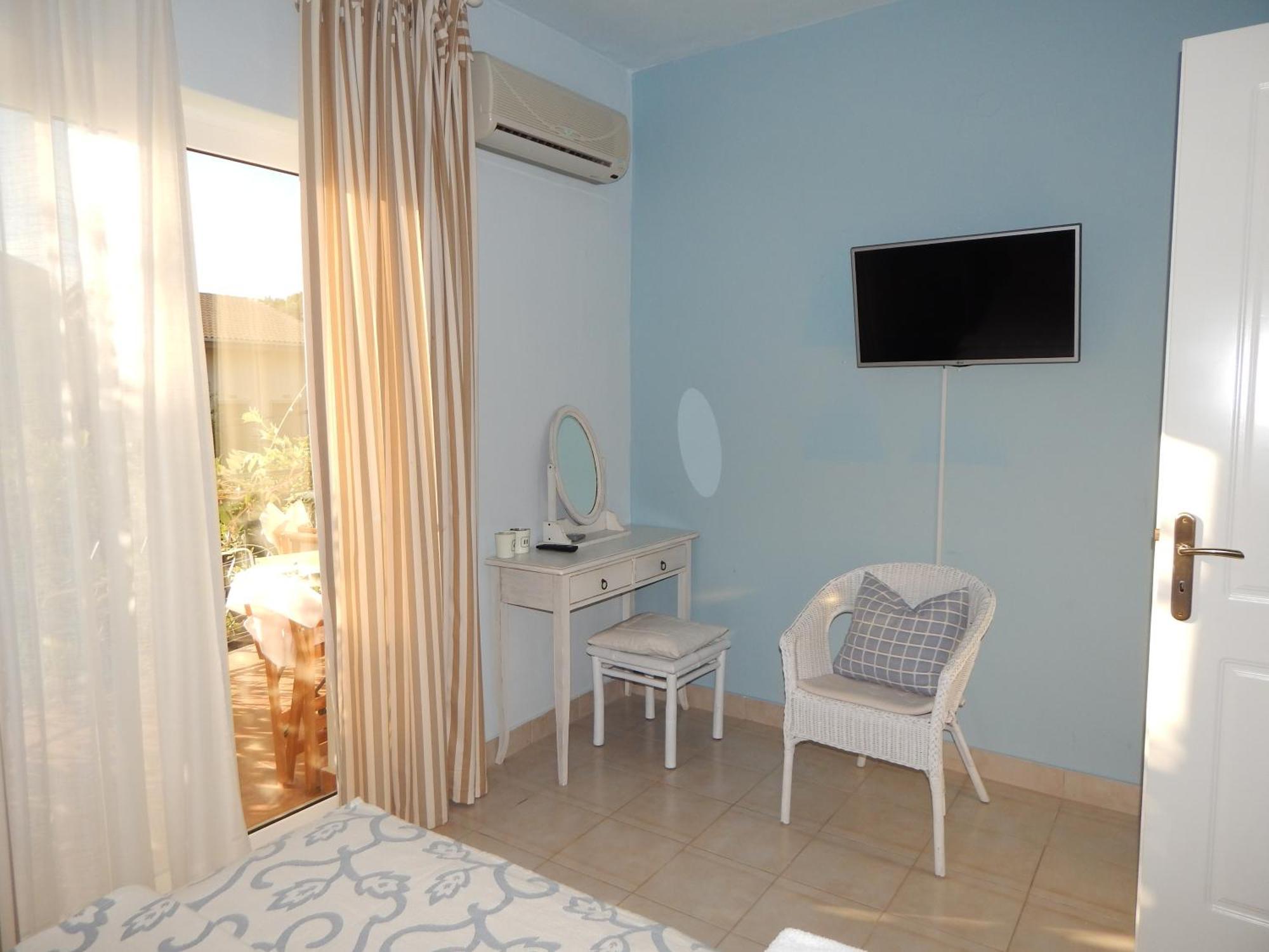 Palmina Mare Villa And Studios Paralia Vrachou Exterior foto